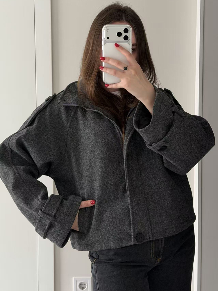Cappotto Vintage in Lana con C - Wool Coat Peacoat recensione e prezzo
